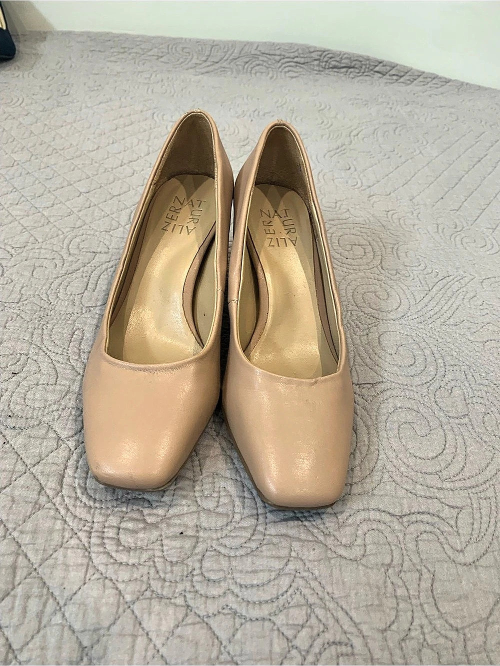 Naturalizer Warner Pump Leather Pumps in Beige US 6 M